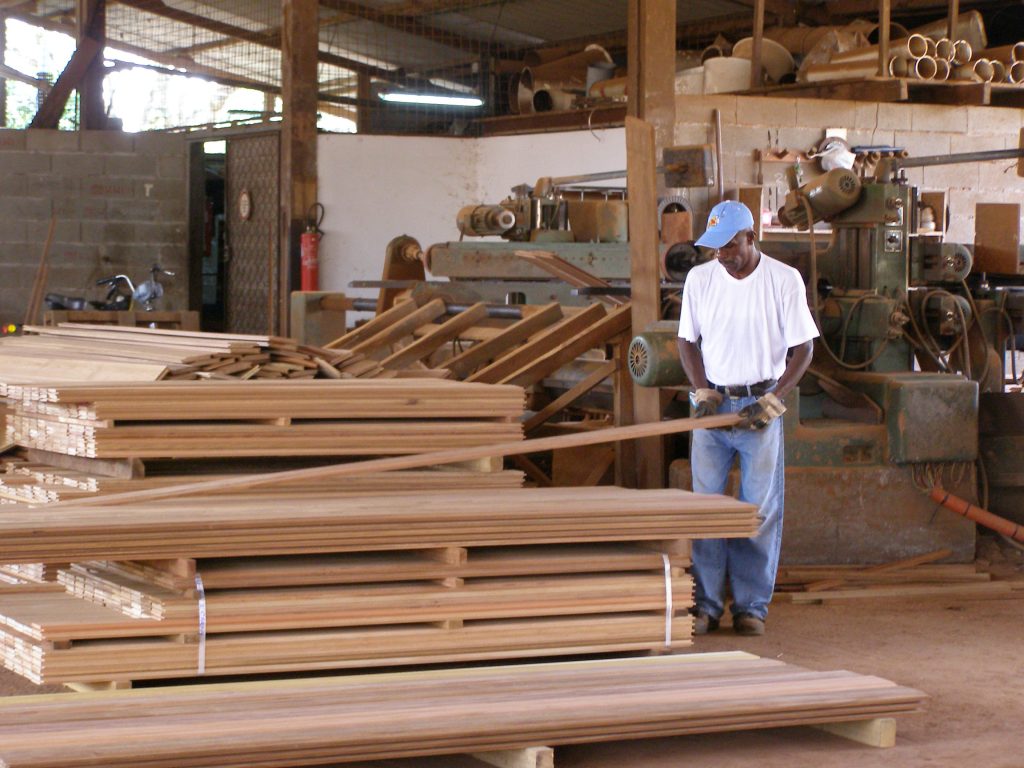 Classement sciage bois guyane scierie